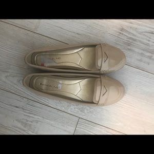 Nude Flats